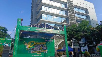 Event Space dalam inkubator bisnis merupakan salah satu fasilitas penting yang dirancang untuk mendukung berbagai kegiatan yang dapat membantu startup dan wirausahawan berkembang.